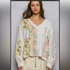 Last 1️⃣. POL Floral Patchwork V-Neck Top